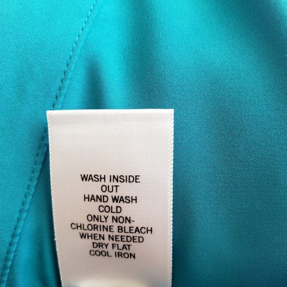 Banana Republic Roll Tab Utility Popover Shirt - Medium - Picture 6 of 7